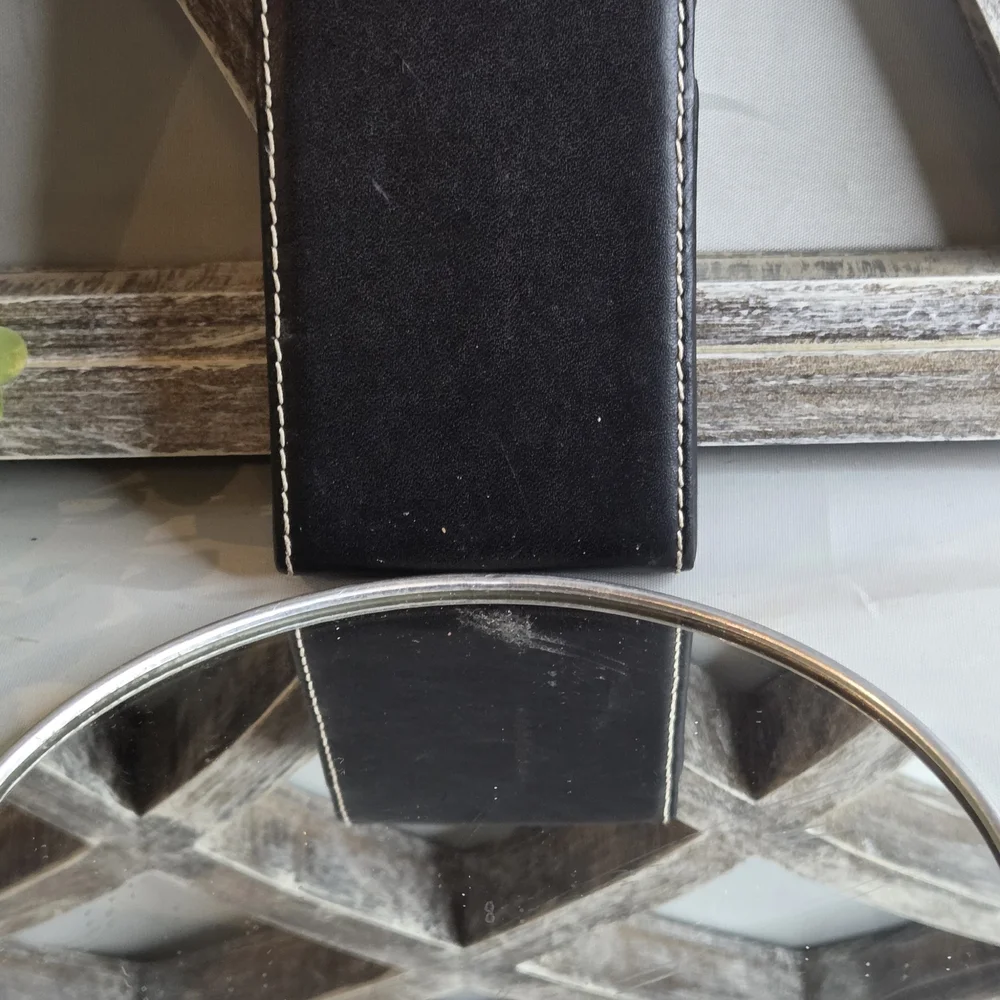 Creative Memories sleek compact